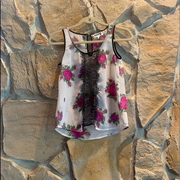 Dream Out-loud by Selena Gomez floral tank w/ lace - Picture 1 of 4